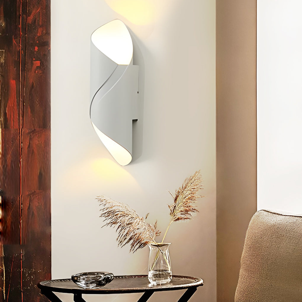 Outdoor Wall Light - Durable and Elegant Lighting